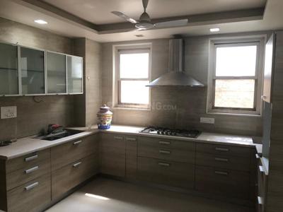 Kitchen Image of 3000 Sq.ft 3 BHK Villa for rent in Geras Boat Club Gardens, Sangamvadi Pune for Rs. 90000