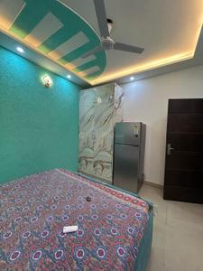 Bedroom Image of 900 Sq.ft 3 BHK Builder Floor for rent in Mahavir Enclave New Delhi for Rs. 32000