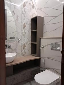 Common Bathroom Image of 1800 Sq.ft 3 BHK Builder Floor for sale in Paschim Vihar New Delhi for Rs. 35000000