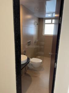 Bathroom Image of 2766 Sq.ft 5 BHK Apartment / Flat for sale in Kolte Patil 24K Sereno Building E, Baner Pune for Rs. 83000000