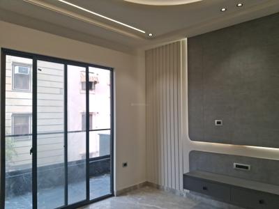 Bedroom Image of 2250 Sq.ft 4 BHK Builder Floor for sale in New Builder Floors, Paschim Vihar New Delhi for Rs. 45000000