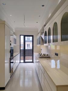 Kitchen Image of 4500 Sq.ft 4 BHK Builder Floor for sale in Mayfield Garden Luxury Floors, Mayfield Garden Gurgaon for Rs. 50000000