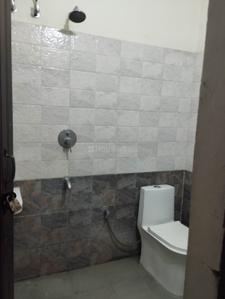 Bathroom Image of 2000 Sq.ft 2 BHK Builder Floor for rent in Haldwani Nainital for Rs. 10000