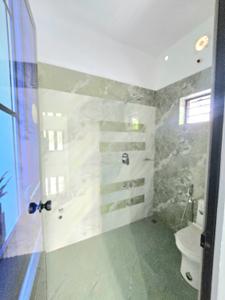 Bathroom Image of 2200 Sq.ft 5 BHK Independent House for sale in North Parvur Kochi for Rs. 8500000