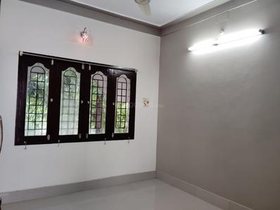 Bedroom Image of 800 Sq.ft 1 BHK Apartment / Flat for rent in Sathuvachari Vellore for Rs. 5000