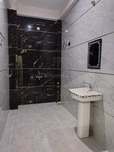 Bathroom Image of 1000 Sq.ft 2 BHK Builder Floor for rent in Paikaramau Lucknow for Rs. 12000