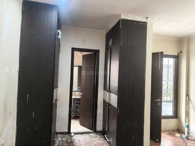 Bedroom Image of 2000 Sq.ft 3.5 BHK Builder Floor for rent in Sector 14 Gurgaon for Rs. 50000