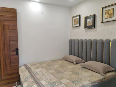 Bedroom Image of 810 Sq.ft 3 BHK Apartment / Flat for sale in Dwarka Mor New Delhi for Rs. 5600000