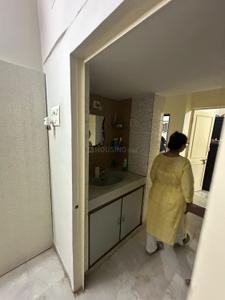 Kitchen Image of 1700 Sq.ft 2 BHK Apartment / Flat for rent in Shahibaug Ahmedabad for Rs. 22000