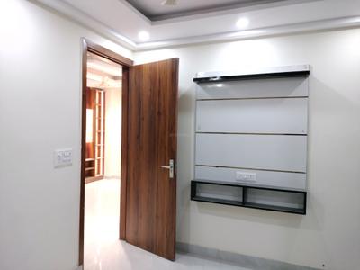 Bedroom Image of 1150 Sq.ft 2 BHK Apartment / Flat for sale in Pochanpur Colony New Delhi for Rs. 6600000