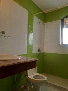 Bathroom Image of 2640 Sq.ft 3 BHK Independent House for rent in Sector 41 Gurgaon for Rs. 70000
