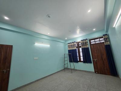 Bedroom Image of 1800 Sq.ft 2 BHK Builder Floor for rent in Krishna Nagar Lucknow for Rs. 25000