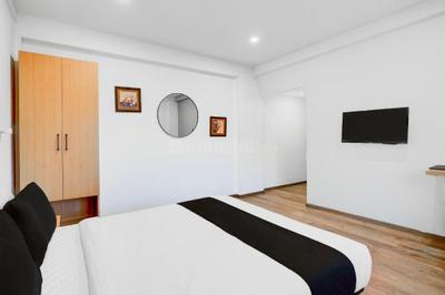 Bedroom Image of Live Well Co-living  in Sector 32, Gurgaon