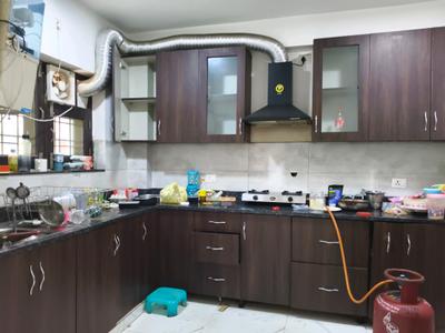 Kitchen Image of 2200 Sq.ft 3 BHK Apartment / Flat for rent in Vipul World, Sector 48 Gurgaon for Rs. 55000
