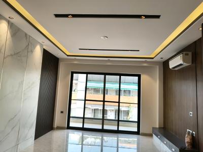 Living Room Image of 2250 Sq.ft 3 BHK Builder Floor for sale in Sector 4 Gurgaon for Rs. 22200000
