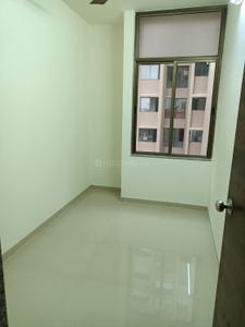 Bedroom Image of 710 Sq.ft 3 BHK Apartment / Flat for rent in Sushrut Saujanya, Amraiwadi Ahmedabad for Rs. 14000
