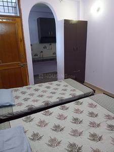 Bedroom Image of Comfort PG in Sector 82, Noida