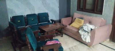 Living Room Image of 1500 Sq.ft 3 BHK Independent House for rent in Mansarover Garden New Delhi for Rs. 35000