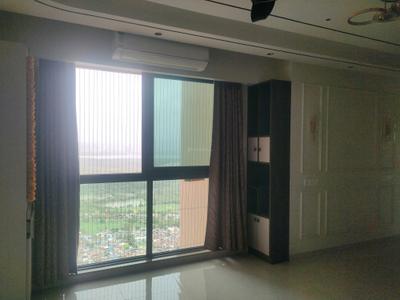 Living Room Image of 1250 Sq.ft 2.5 BHK Apartment / Flat for sale in Lodha Bellagio, Powai Mumbai for Rs. 42200000