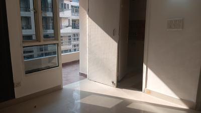 Bedroom Image of 950 Sq.ft 2 BHK Apartment / Flat for sale in Supertech Livingston, Crossings Republik Ghaziabad for Rs. 7500000