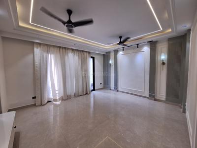 Living Room Image of 2800 Sq.ft 4 BHK Builder Floor for sale in Ansal Versalia, Sector 67 Gurgaon for Rs. 35000000