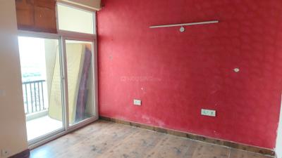 Bedroom Image of 950 Sq.ft 2 BHK Apartment / Flat for sale in Amrapali Silicon City, Sector 76 Noida for Rs. 10500000