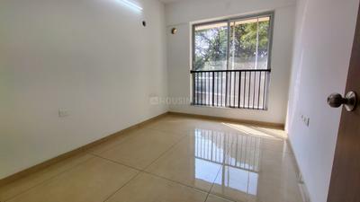 Bedroom Image of 1020 Sq.ft 2 BHK Apartment / Flat for sale in Dosti Greenscapes Phase 3, Hadapsar Pune for Rs. 9800000