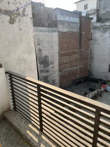 Balcony Image of 700 Sq.ft 2 BHK Builder Floor for rent in Arjun Nagar New Delhi for Rs. 32000