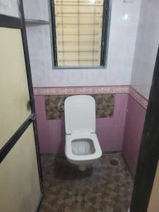 Bathroom Image of 500 Sq.ft 1 BHK Apartment / Flat for sale in Mulund East Mumbai for Rs. 11500000