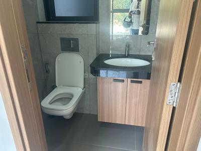 Bathroom Image of 1050 Sq.ft 2 BHK Apartment / Flat for sale in Godrej Urban Park, Powai Mumbai for Rs. 21200000