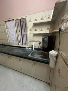 Kitchen Image of 900 Sq.ft 1 BHK Builder Floor for rent in Shahibaug Ahmedabad for Rs. 17500