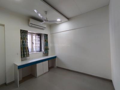 Bedroom Image of 670 Sq.ft 2 BHK Apartment / Flat for rent in Vile Parle East Mumbai for Rs. 85000