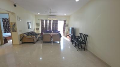 Living Room Image of 1012 Sq.ft 2 BHK Apartment / Flat for sale in Suraj Tranquil Bay, Prabhadevi Mumbai for Rs. 65000000