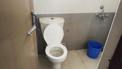 Image of 1600 Sq.ft 3 BHK Apartment / Flat for rent in Kodaparamba, Kannur for Rs. 23000