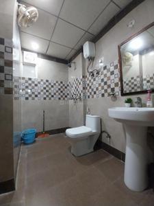 Bathroom Image of 2300 Sq.ft 4 BHK Apartment / Flat for sale in Saya Gold Avenue, Indirapuram Ghaziabad for Rs. 32000000