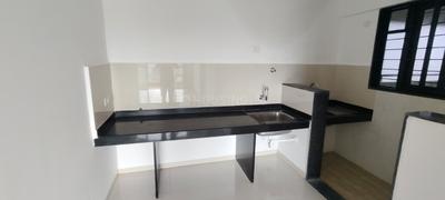 Kitchen Image of 700 Sq.ft 1 BHK Apartment / Flat for rent in Kohinoor Sportsville, Maan Pune for Rs. 22499