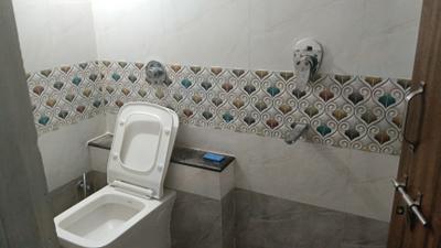 Bathroom Image of 500 Sq.ft 1 RK Independent House for rent in Mangalwari Nagpur for Rs. 5000