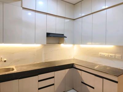 Kitchen Image of 1000 Sq.ft 2 BHK Apartment / Flat for sale in Signature Global The Millennia, Sector 37C Gurgaon for Rs. 6900000