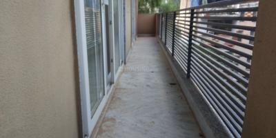 Balcony Image of 2460 Sq.ft 4 BHK Builder Floor for sale in Arya Chittaranjan Park, Chittaranjan Park New Delhi for Rs. 63000000
