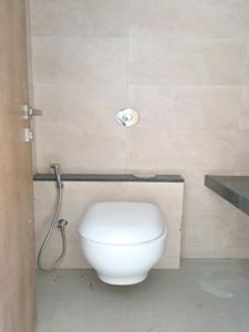 Common Bathroom Image of 1034 Sq.ft 3 BHK Apartment / Flat for sale in Vivaan Park, Lohegaon Pune for Rs. 8800000