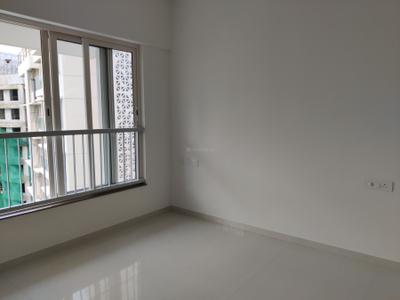 Bedroom Image of 750 Sq.ft 2 BHK Apartment / Flat for rent in Kalpataru Vivant, Jogeshwari East Mumbai for Rs. 73000