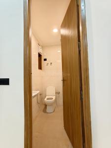 Bathroom Image of 950 Sq.ft 2 BHK Independent House for rent in Saket Harmony, Said-Ul-Ajaib New Delhi for Rs. 22000