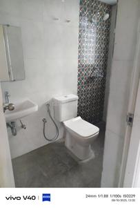 Bathroom Image of 900 Sq.ft 3 BHK Apartment / Flat for sale in Alcove New Kolkata Sangam, Serampore Hooghly for Rs. 6500000