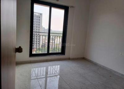 Bedroom Image of 1250 Sq.ft 2 BHK Apartment / Flat for rent in Sumerru Sky Leaf, Jahangirabad Surat for Rs. 18000