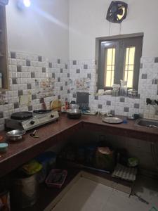 Kitchen Image of 650 Sq.ft 1 BHK Independent House for rent in Sector 19 Noida for Rs. 23000