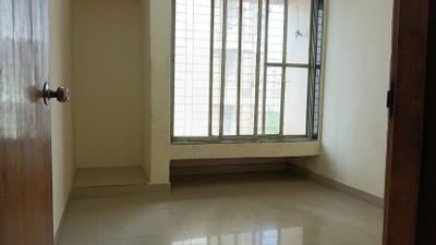 2 BHK Unfurnished Flat