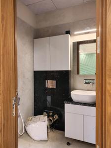 Common Bathroom Image of 1719 Sq.ft 3 BHK Apartment / Flat for sale in Calista Heights, Noida Extension Greater Noida for Rs. 10314000