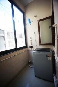 Kitchen Image of 3330 Sq.ft 5 BHK Independent House for sale in Naranpura Ahmedabad for Rs. 27500000