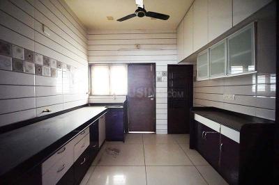 Kitchen Image of 2866 Sq.ft 4 BHK Independent House for sale in Ghatlodiya Ahmedabad for Rs. 35000000