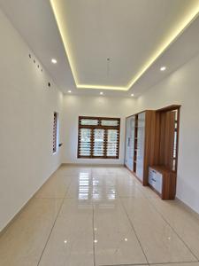 Hall Image of 2700 Sq.ft 4 BHK Independent House for sale in Aluva Kochi for Rs. 13000000